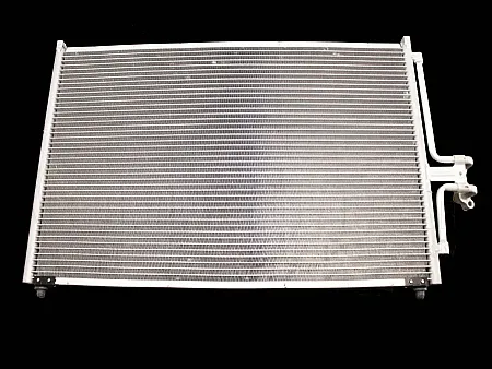 ΨΥΓΕΙΟ A/C 2.0-3.0 (ΓΙΑ ΕΚΔΟΣΕΙΣ ΒΕΝΖΙΝΗ) (700*430*16) 2000-2004