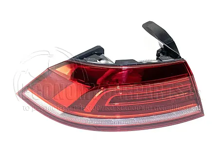 ΦΑΝΑΡΙ ΠΙΣΩ ΕΞΩΤΕΡΙΚΟ LED (ΜΕ ΤΟ ΦΛΑΣ ΚΑΤΩ) (ΓΙΑ ΟΧΗΜΑΤΑ ΜΕ 4 ΠΟΡΤΕΣ)