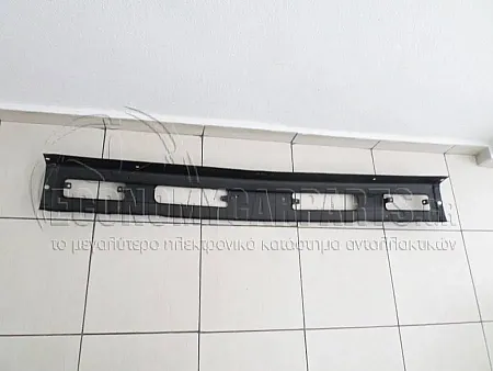 ΠΡΟΦΥΛΑΚΤΗΡΑΣ ΕΜΠΡΟΣ ΒΑΜΜΕΝΟΣ