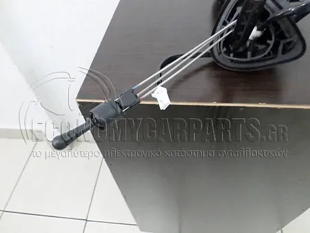 ΚΑΘΡΕΦΤΗΣ ΕΞΩΤΕΡΙΚΟΣ ΜΗΧΑΝΙΚΟΣ ΒΑΦΟΜΕΝΟΣ ΜΕ ΦΛΑΣ