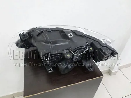 ΦΑΝΑΡΙ ΕΜΠΡΟΣ (ΔΙΠΛΟ ΚΑΘΡΕΦΤΗ) (VALEO)