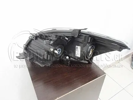 ΦΑΝΑΡΙ ΕΜΠΡΟΣ (VALEO) (ΜΕ XΡΩΜΙΟ ΚΑΘΡΕΦΤΗ)