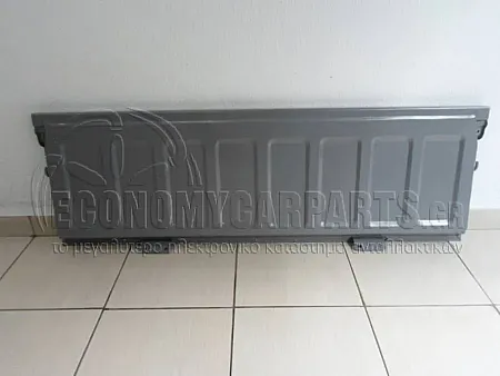 ΠΟΡΤΑ ΚΑΡΟΤΣΑΣ ΜΕ ΧΕΡΟΥΛΙΑ ΣΤΙΣ ΑΚΡΕΣ