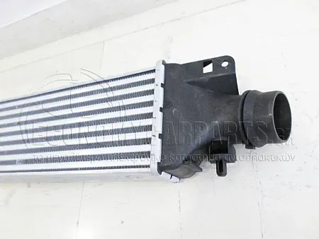 ΨΥΓΕΙΟ INTERCOOLER (ΓΙΑ ΕΚΔΟΣΕΙΣ 1.6 BEΝΖΙΝΗ - 1.7 CDTI ΠΕΤΡΕΛΑΙΟ) (ΔΙΑΣΤΑΣΕΙΣ ΚΥΨΕΛΗΣ: 572x132x53mm)