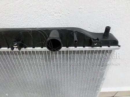 ΨΥΓΕΙΟ ΝΕΡΟΥ 2,0i-24V (ΜΕ ΚΑΙ ΧΩΡΙΣ A/C) (37.5*69.3*1.7)