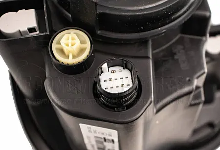ΦΑΝΑΡΙ ΕΜΠΡΟΣ VALEO 4x4 (CROSS)
